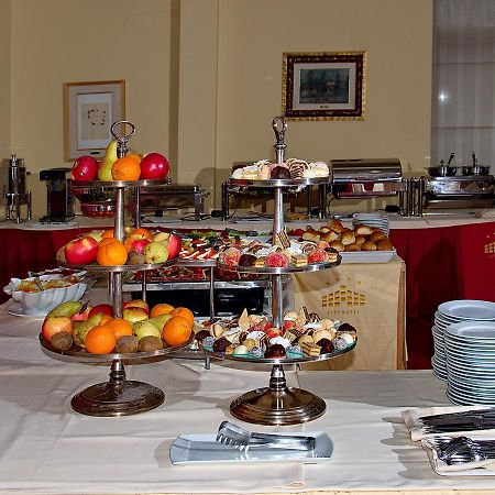 City Hotel Подгориця Екстер'єр фото