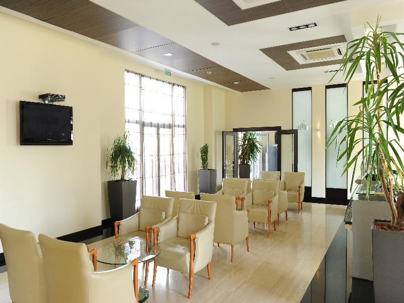 City Hotel Подгориця Екстер'єр фото